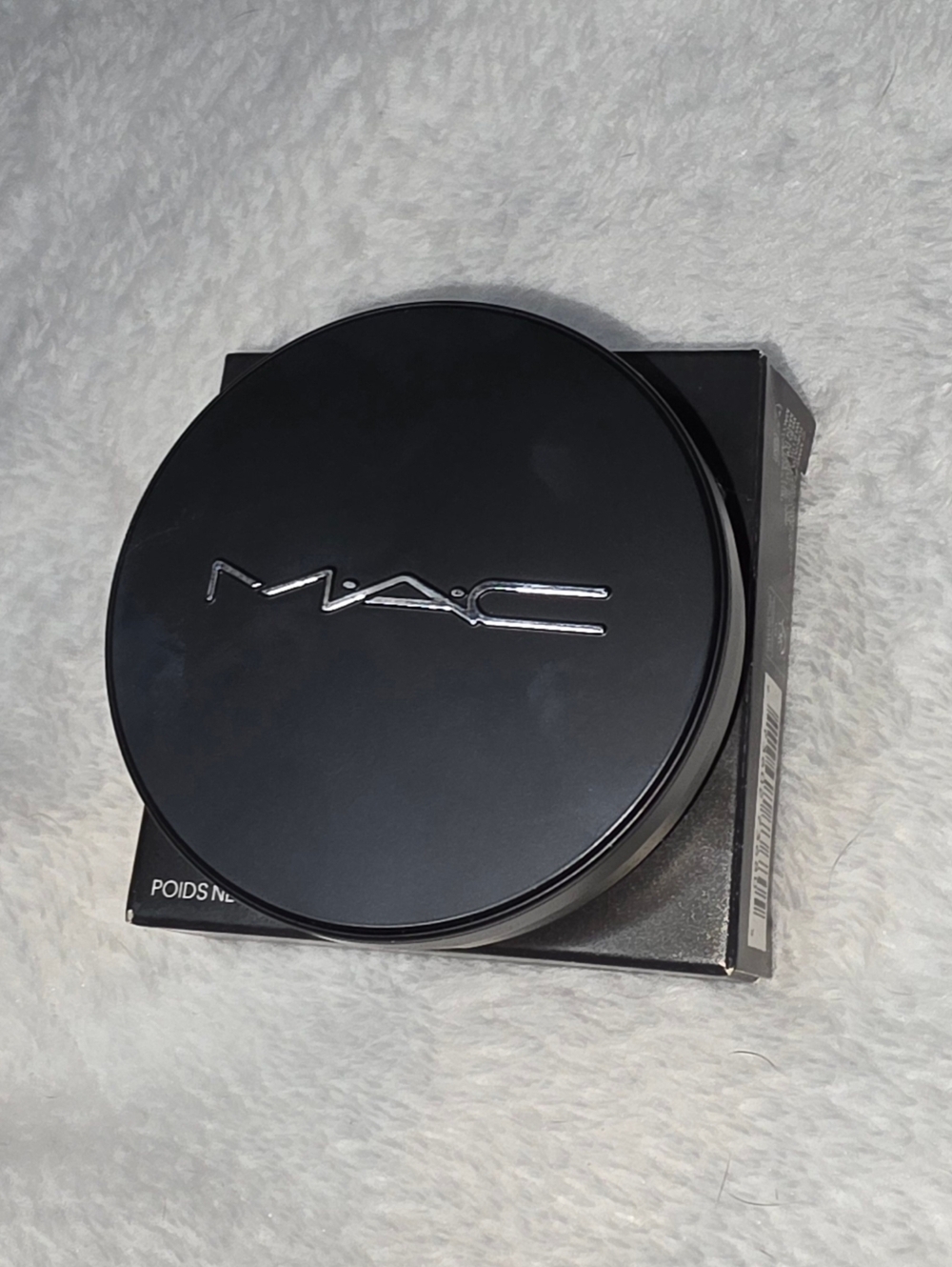 MAC Cosmetics Studio Fix Powder Plus Foundation NC5 - Compact Pressed Powder - Picture 4 of 7